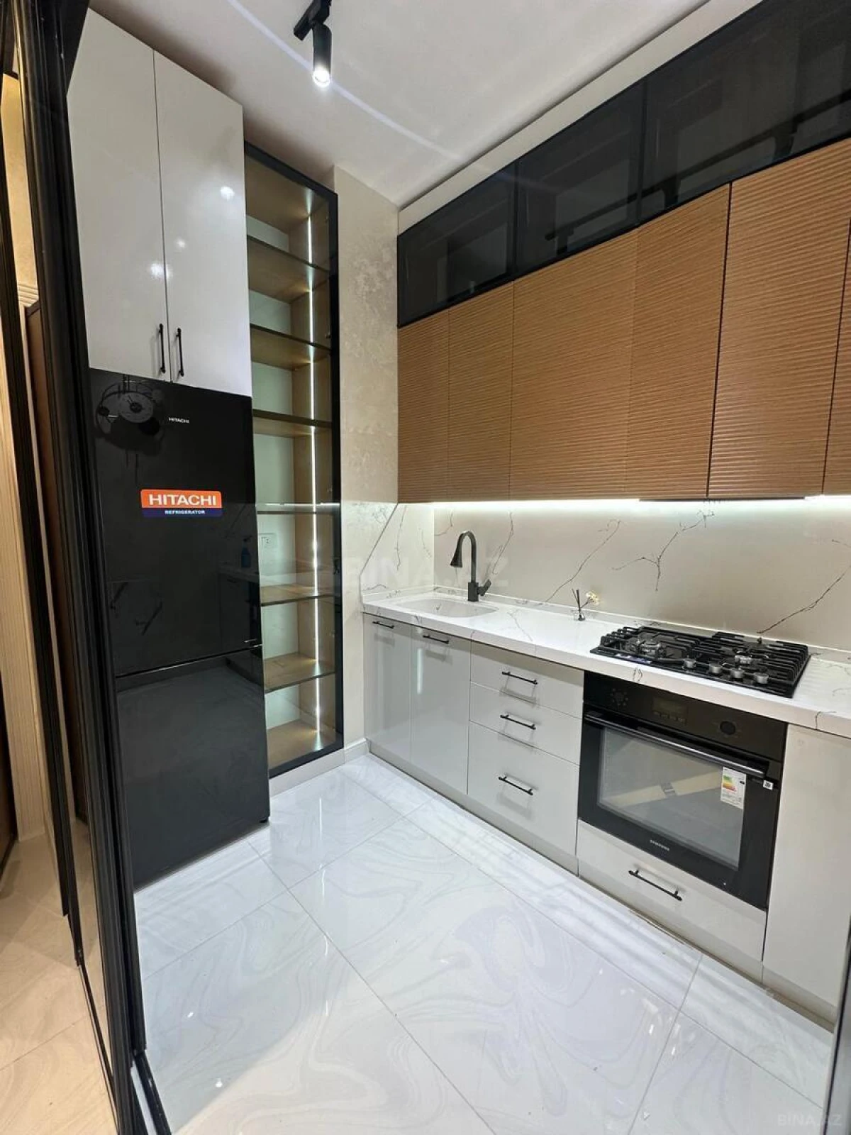 Satılır 2 otaqlı mənzil 64 m²
