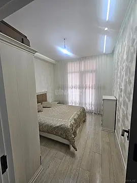 Satılır 2 otaqlı mənzil 65 m²