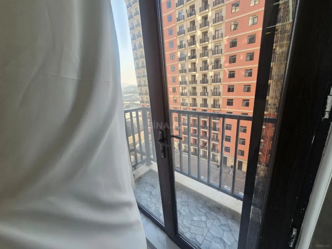 Satılır 2 otaqlı mənzil 65 m²