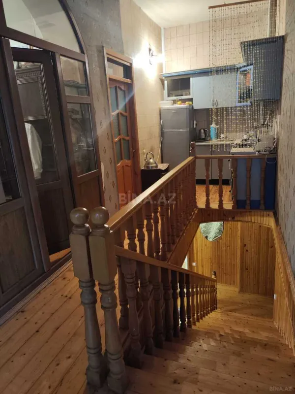 Satılır 5 otaqlı həyət evi 150 m²