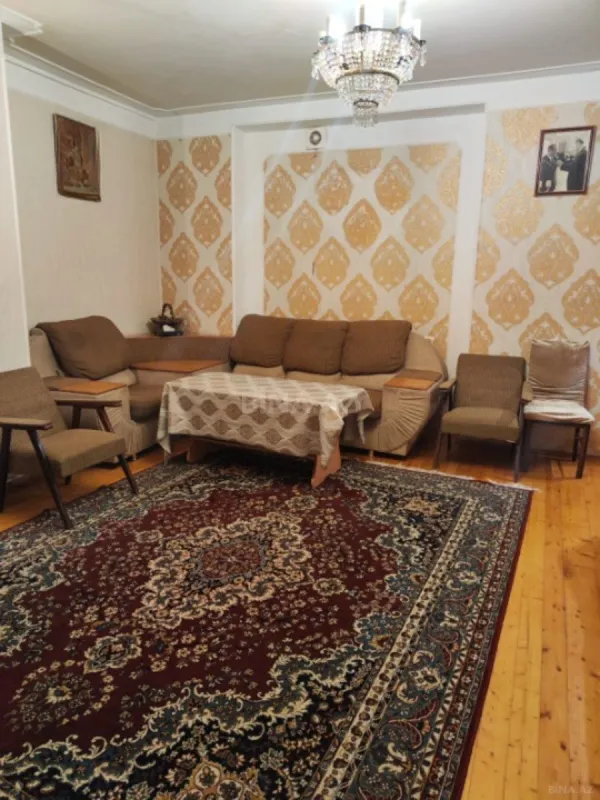 Satılır 5 otaqlı həyət evi 150 m²