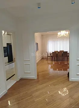Satılır 3 otaqlı mənzil 150 m² — Bakı 3 otaq 150.00 m²