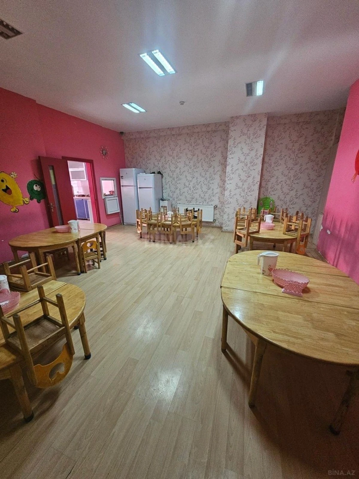 Satılır obyekt 440 m²