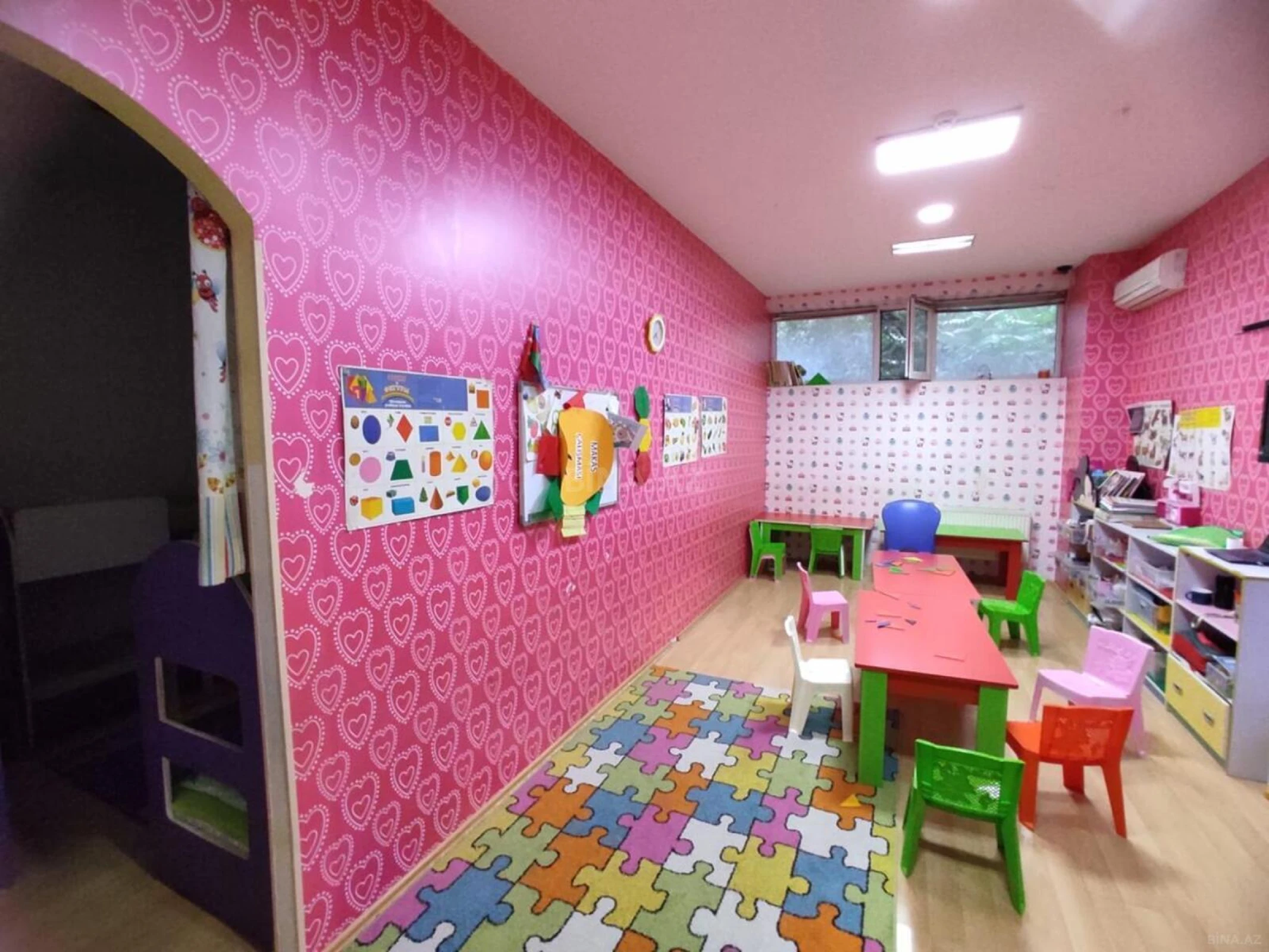 Satılır obyekt 440 m²