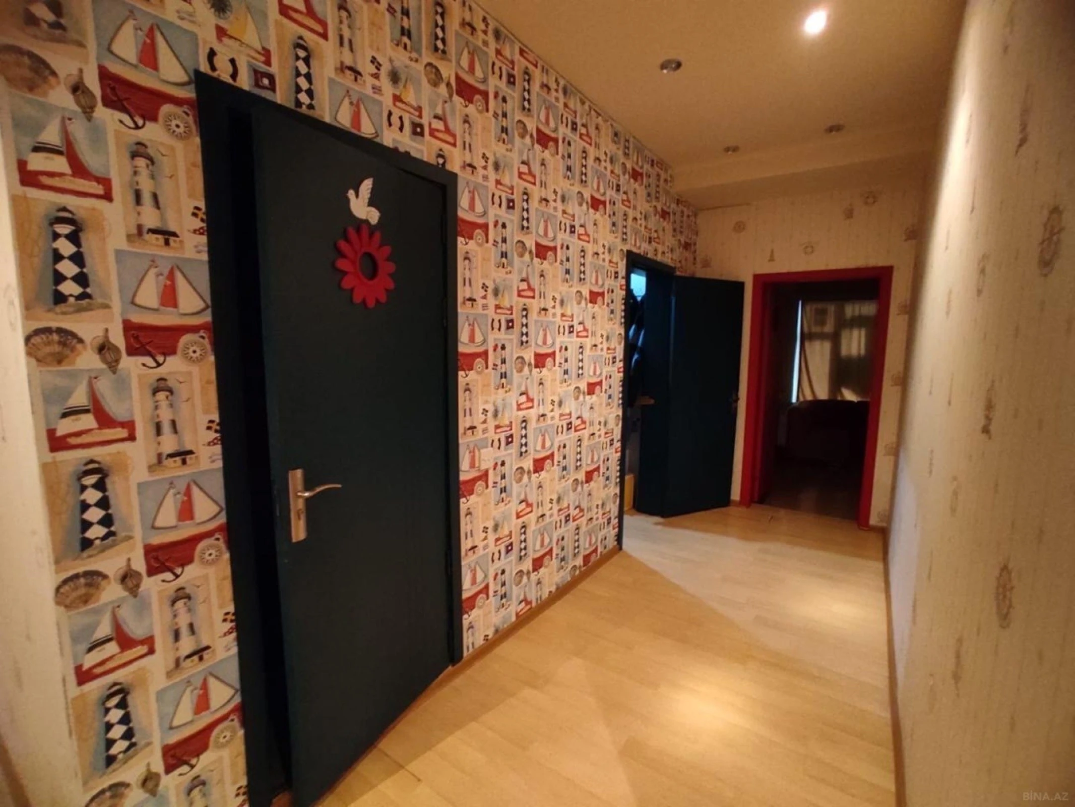 Satılır obyekt 440 m²