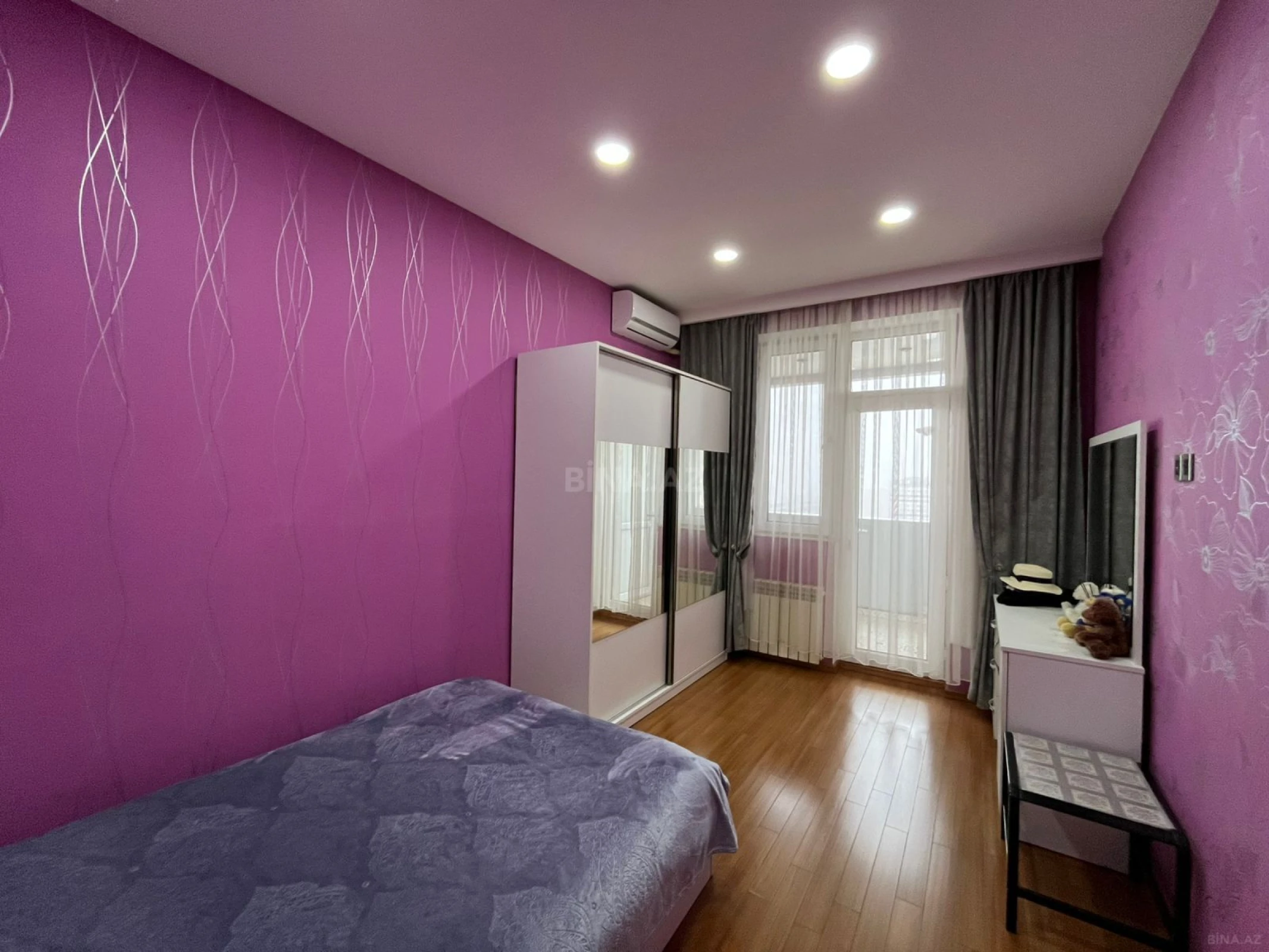 Satılır 3 otaqlı mənzil 85 m²