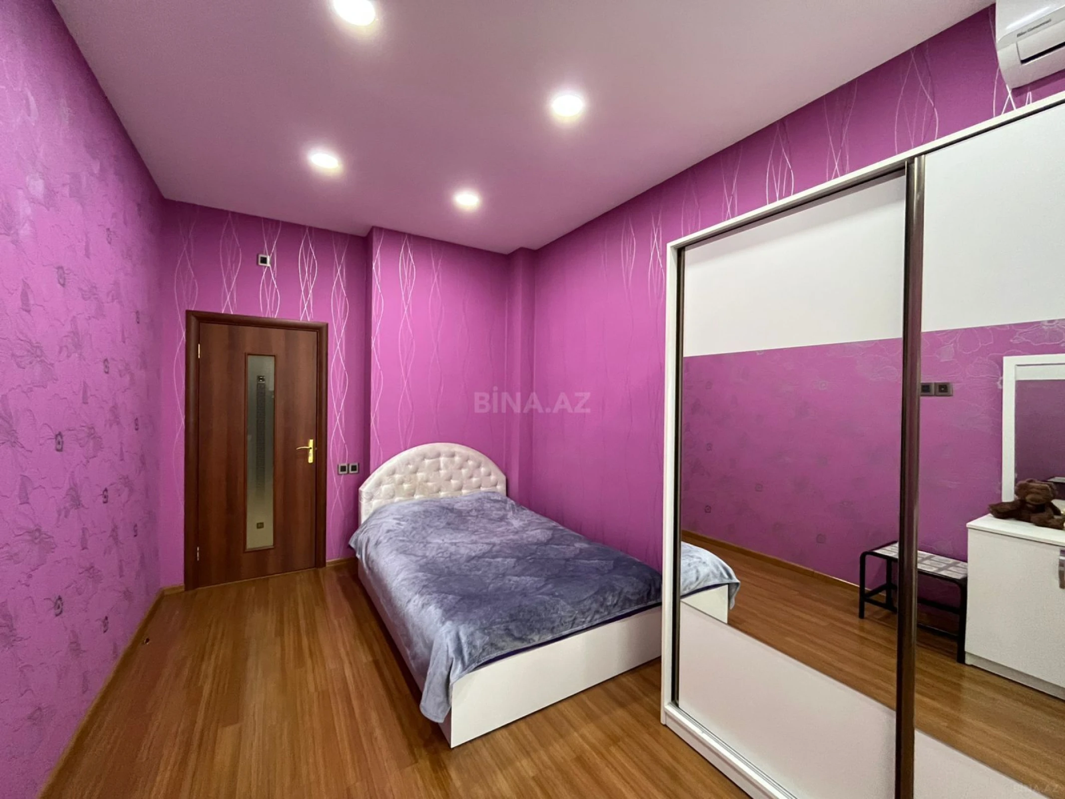 Satılır 3 otaqlı mənzil 85 m²