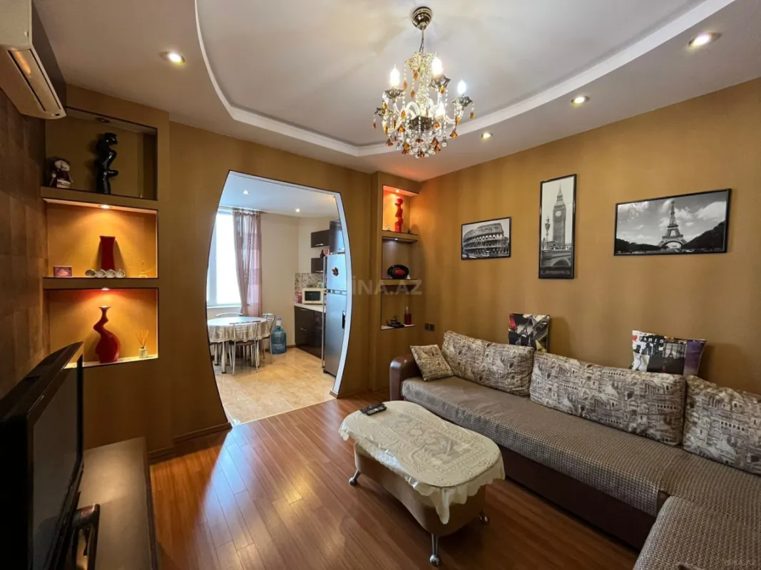 Satılır 3 otaqlı mənzil 85 m²