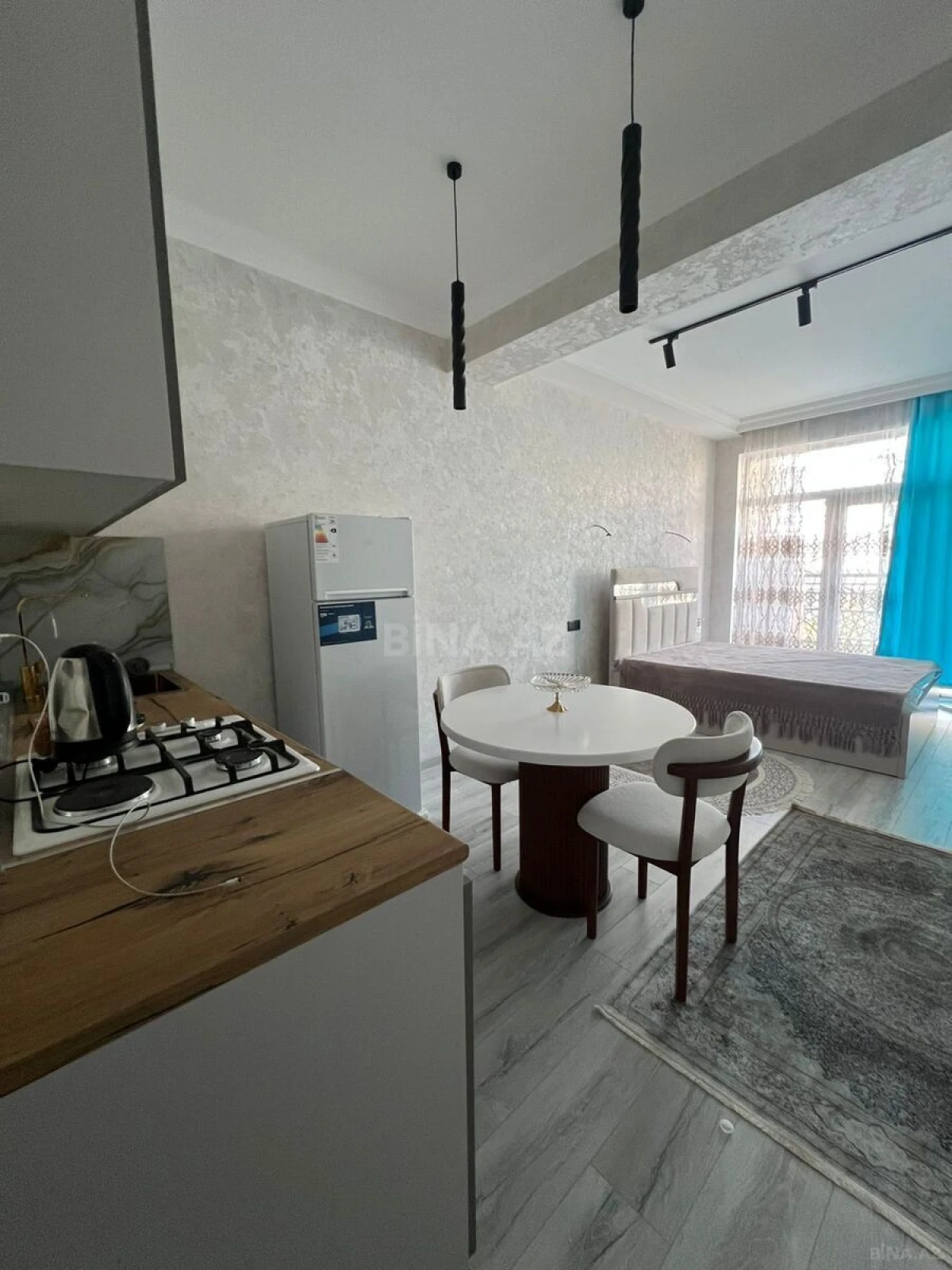 Satılır 1 otaqlı mənzil 42 m²