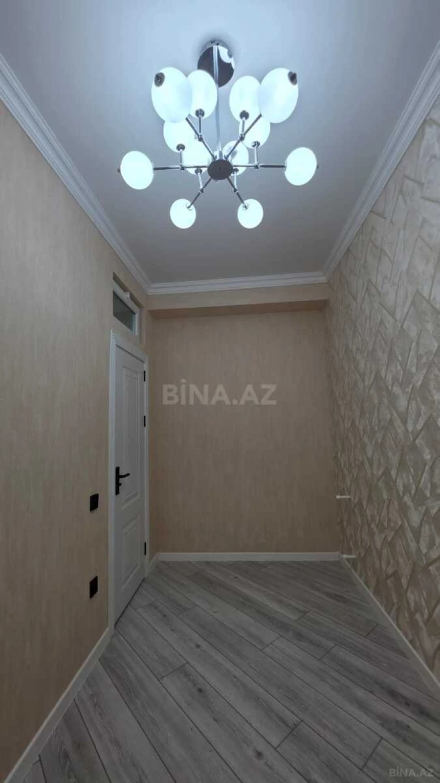 Satılır 4 otaqlı mənzil 103 m²