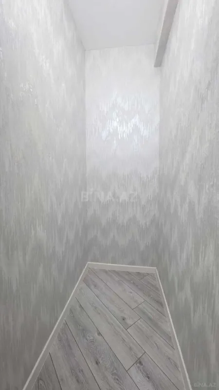 Satılır 4 otaqlı mənzil 103 m²