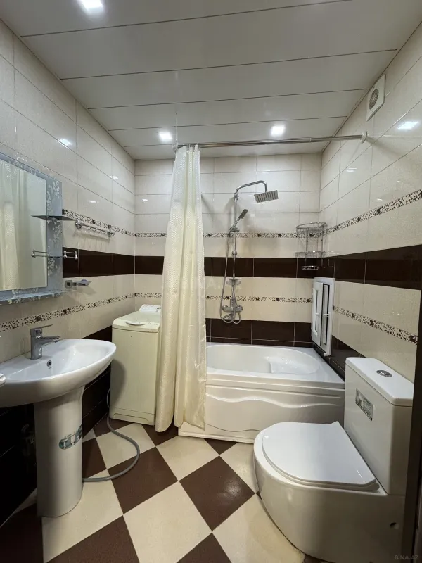 Satılır 2 otaqlı mənzil 62 m²