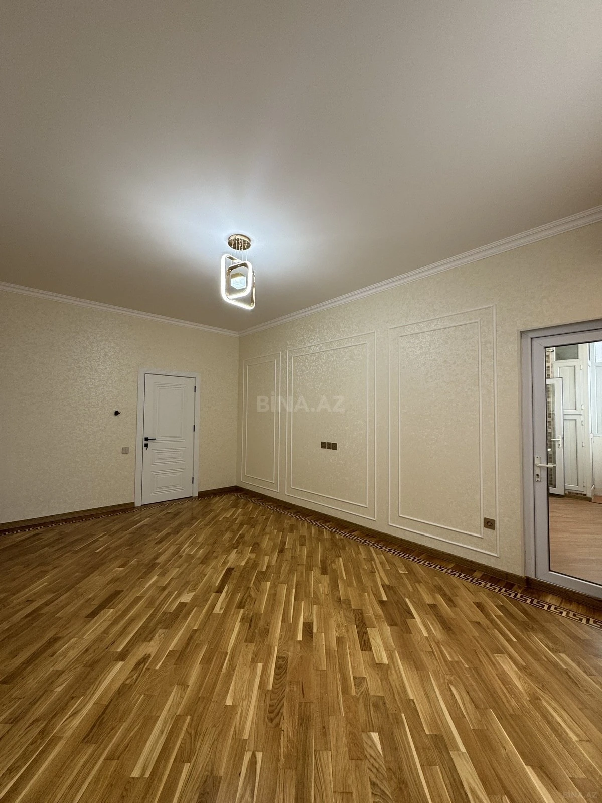 Satılır 2 otaqlı mənzil 62 m²