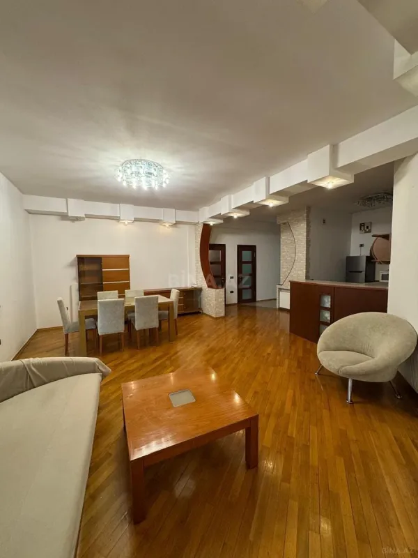 Kirayə verilir 3 otaqlı mənzil 100 m²