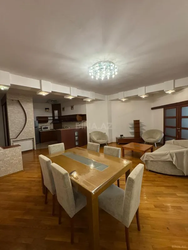 Kirayə verilir 3 otaqlı mənzil 100 m²
