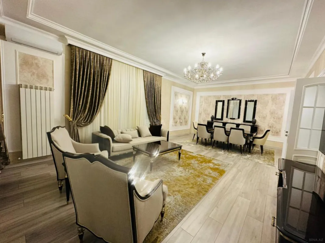 Satılır 5 otaqlı həyət evi 500 m²