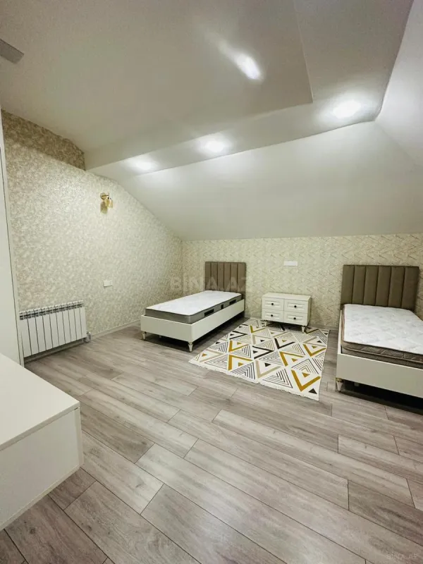 Satılır 5 otaqlı həyət evi 500 m²