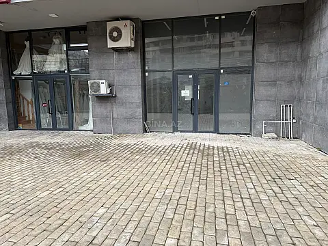 Satılır obyekt 65 m²