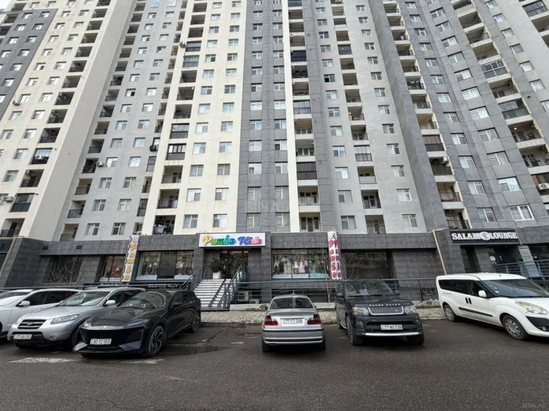 Satılır obyekt 65 m²
