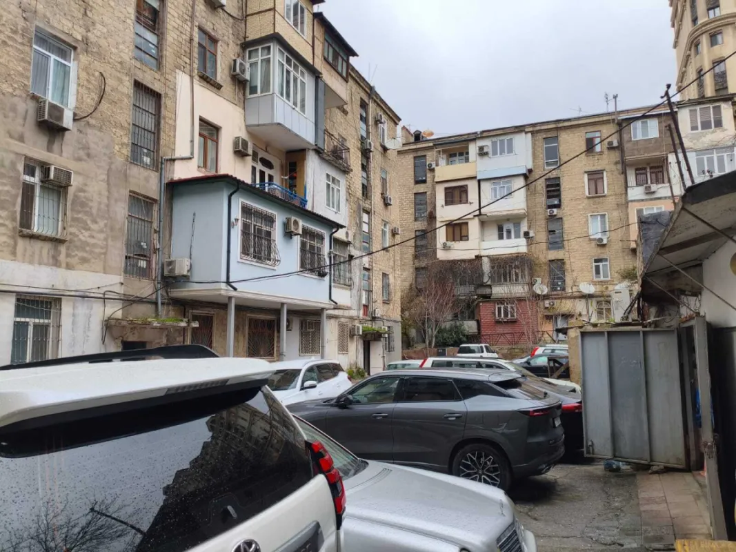 Satılır 3 otaqlı mənzil 85 m²