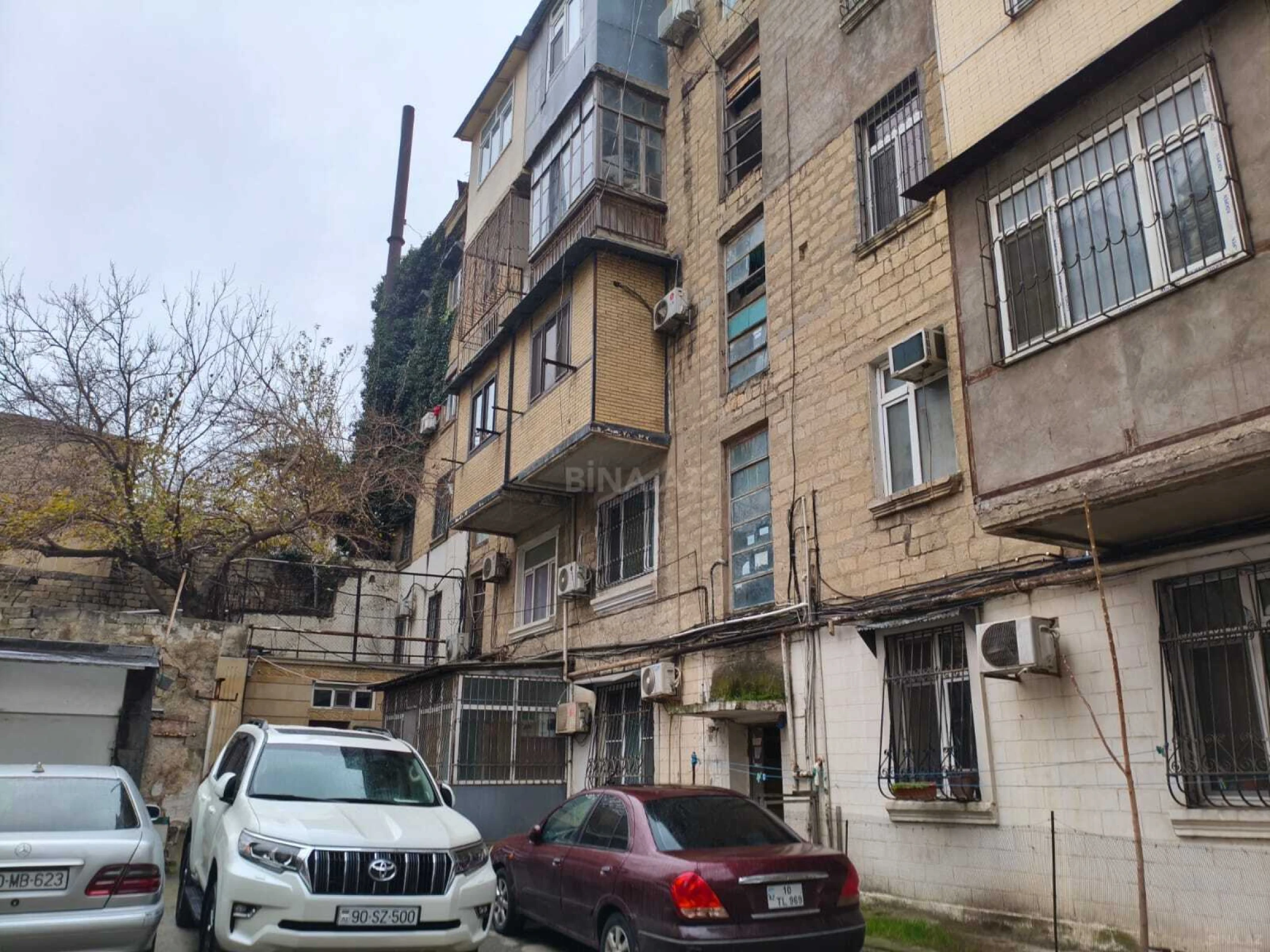 Satılır 3 otaqlı mənzil 85 m²