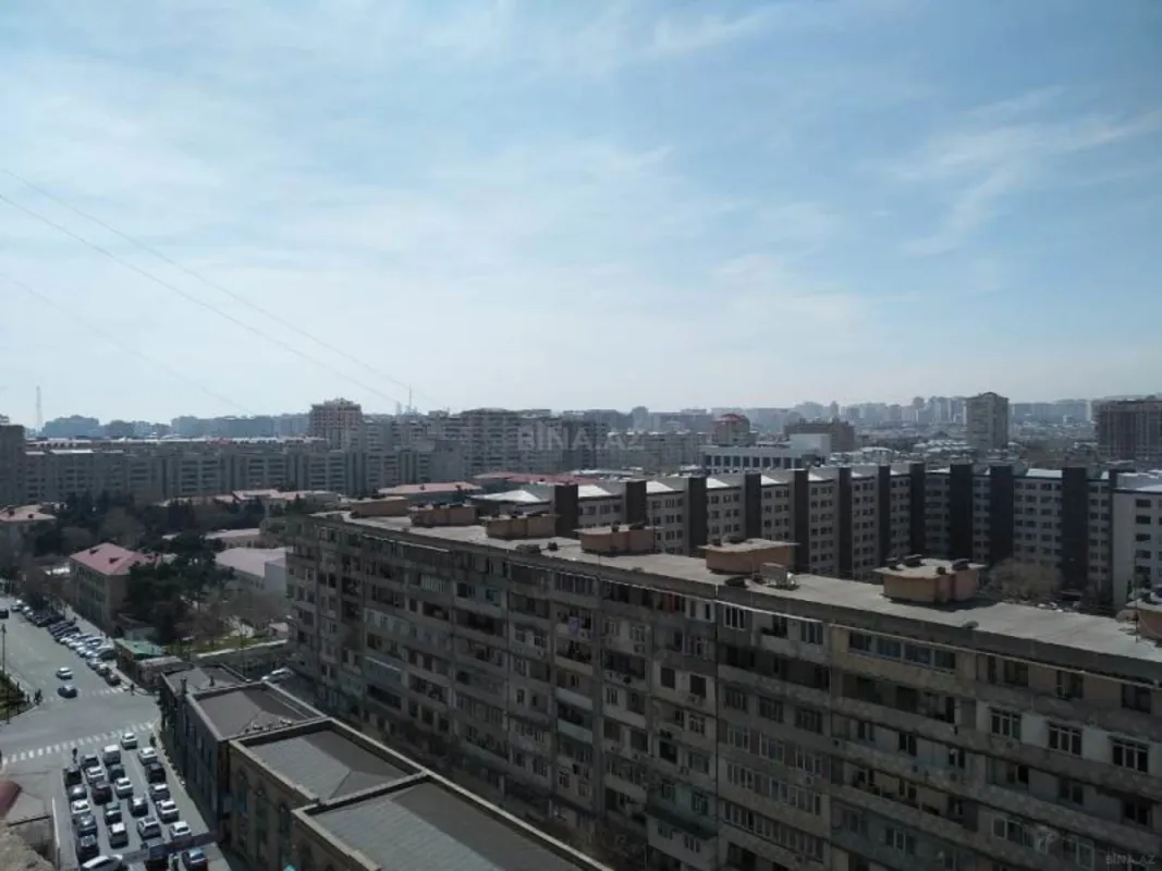 Satılır 4 otaqlı mənzil 214 m²