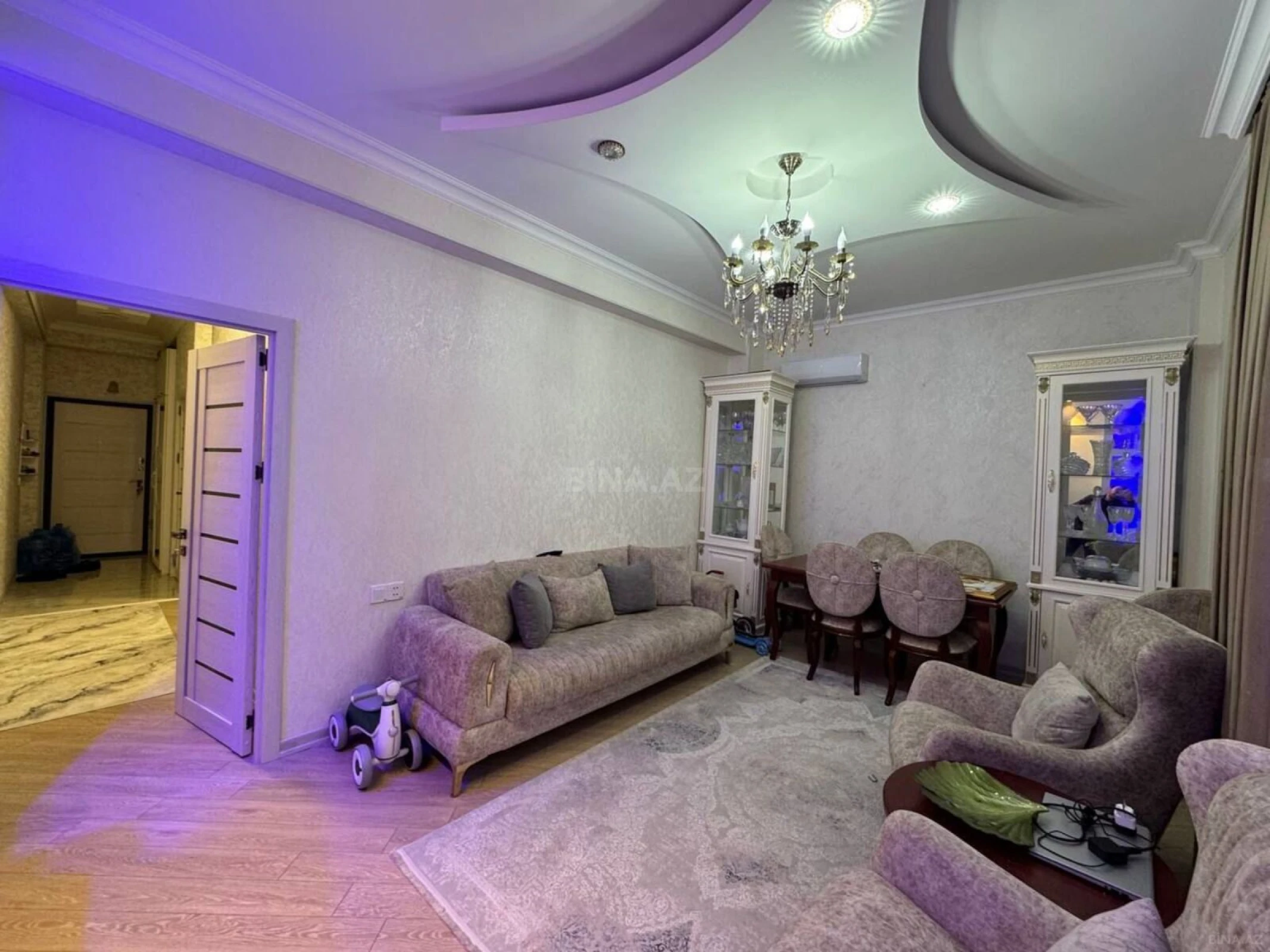 Satılır 2 otaqlı mənzil 60 m²