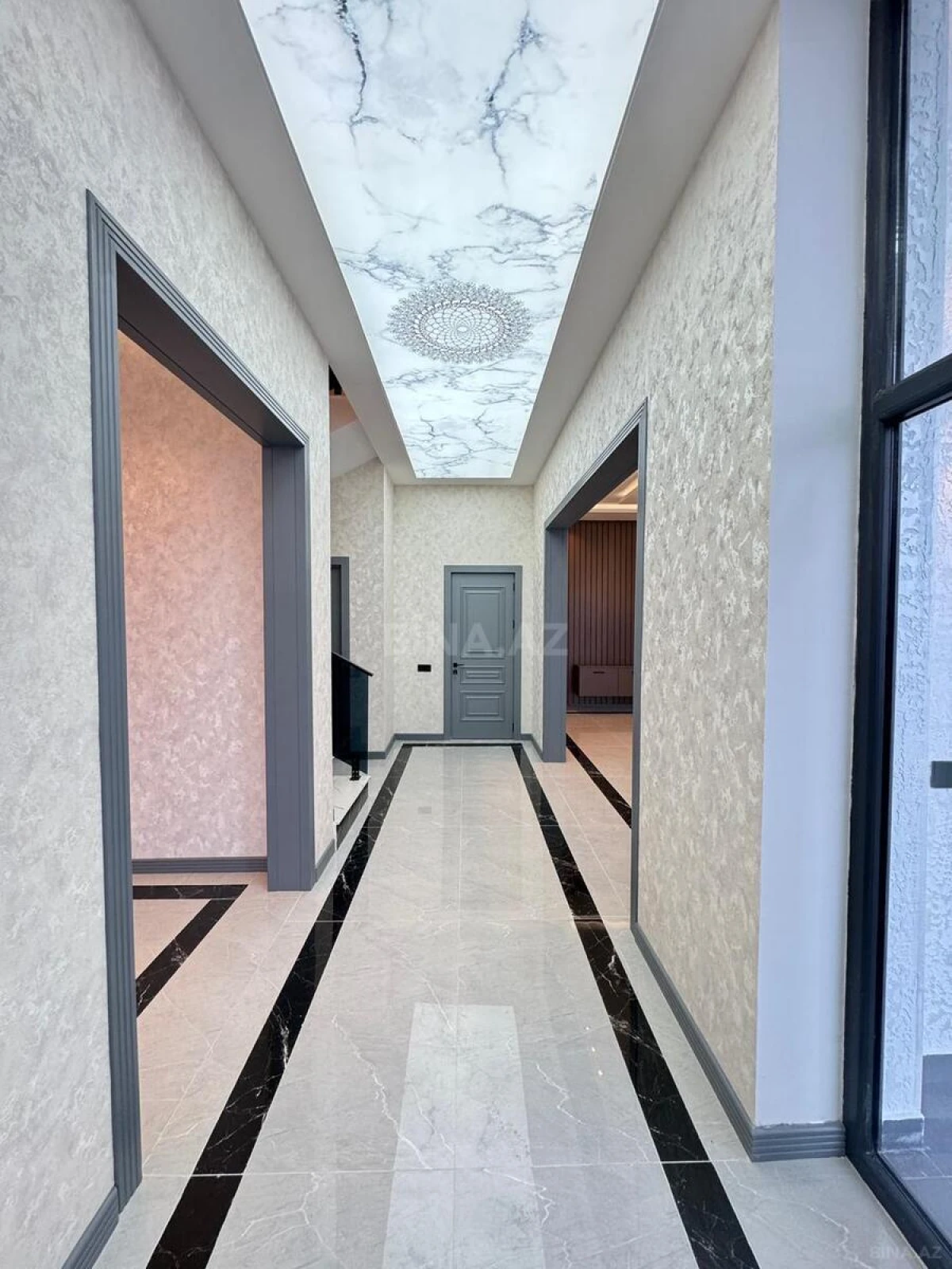 Satılır 5 otaqlı həyət evi 200 m²
