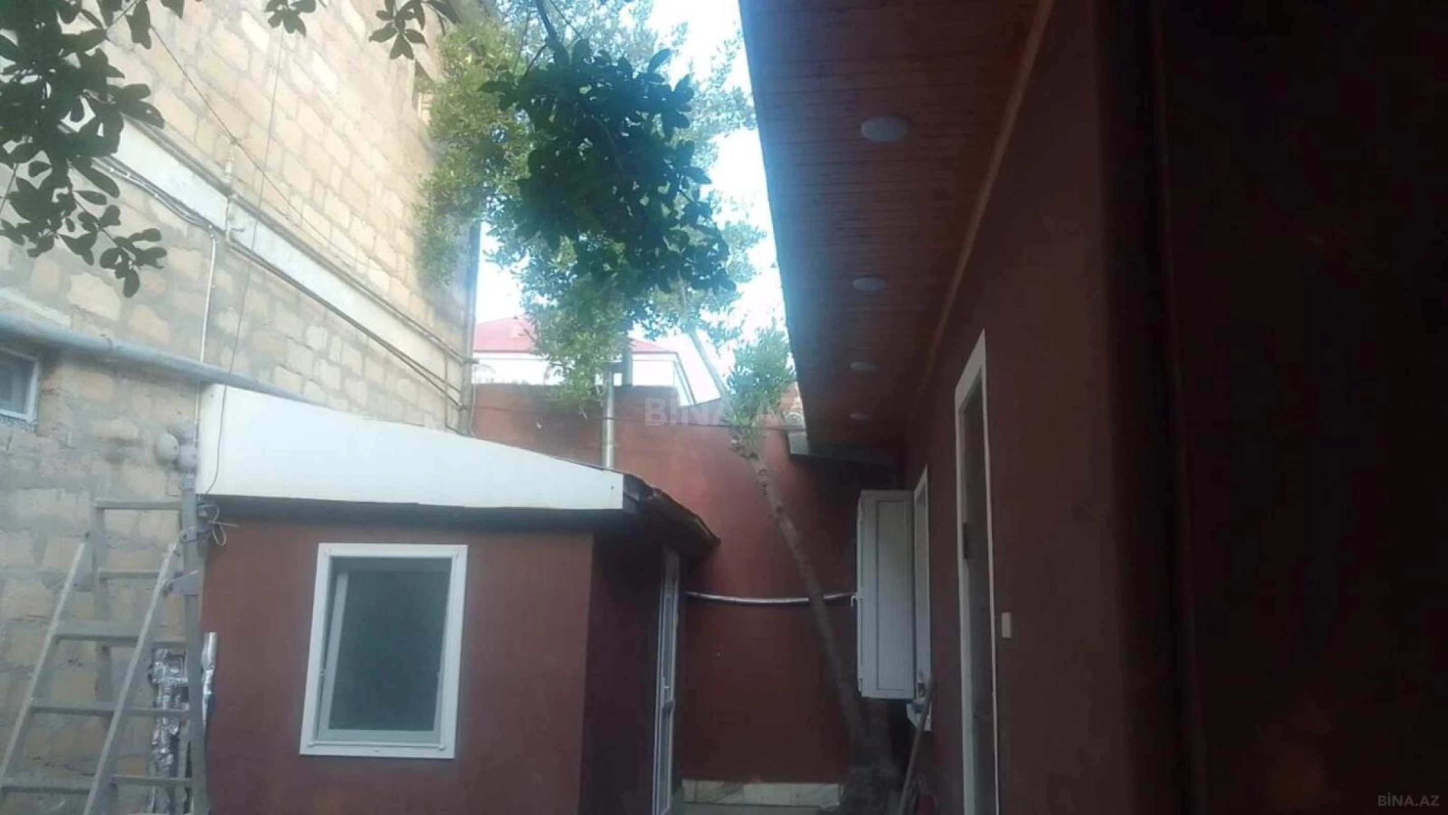Kirayə verilir 2 otaqlı həyət evi 70 m²