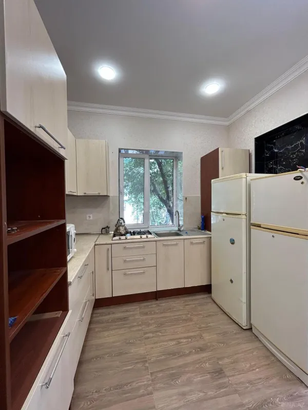 Kirayə verilir 2 otaqlı həyət evi 70 m²