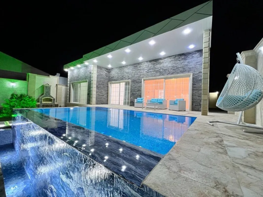 Kirayə verilir 4 otaqlı həyət evi 200 m²