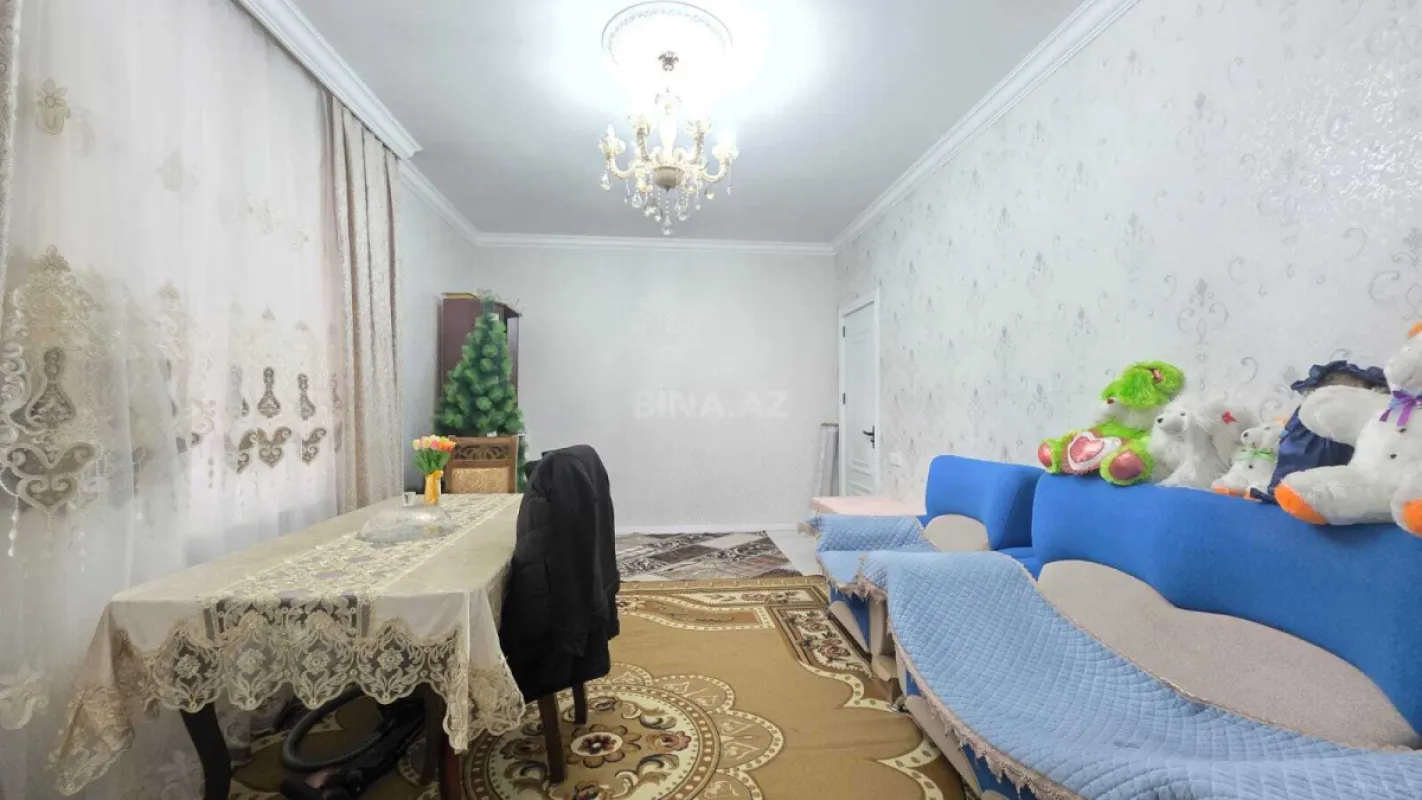 Satılır 4 otaqlı həyət evi 180 m²