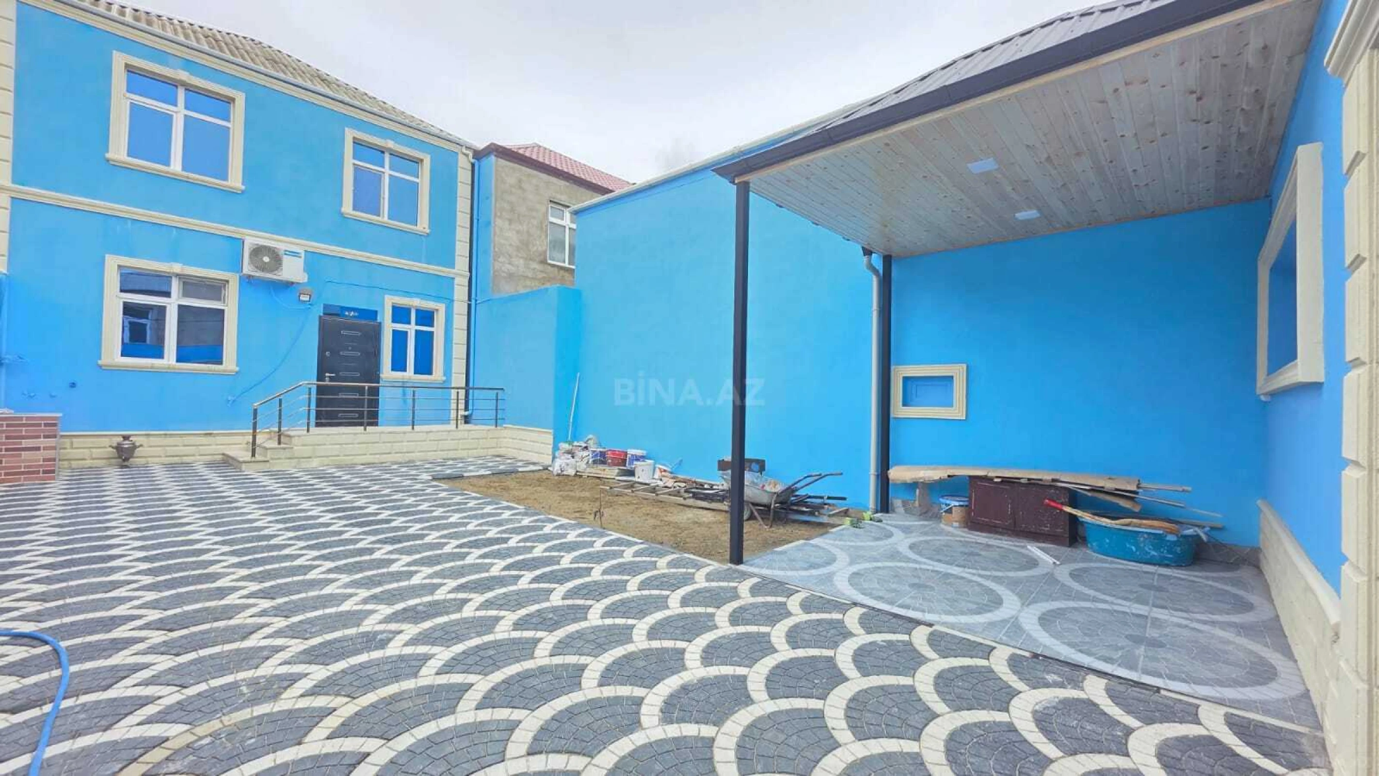 Satılır 4 otaqlı həyət evi 180 m²