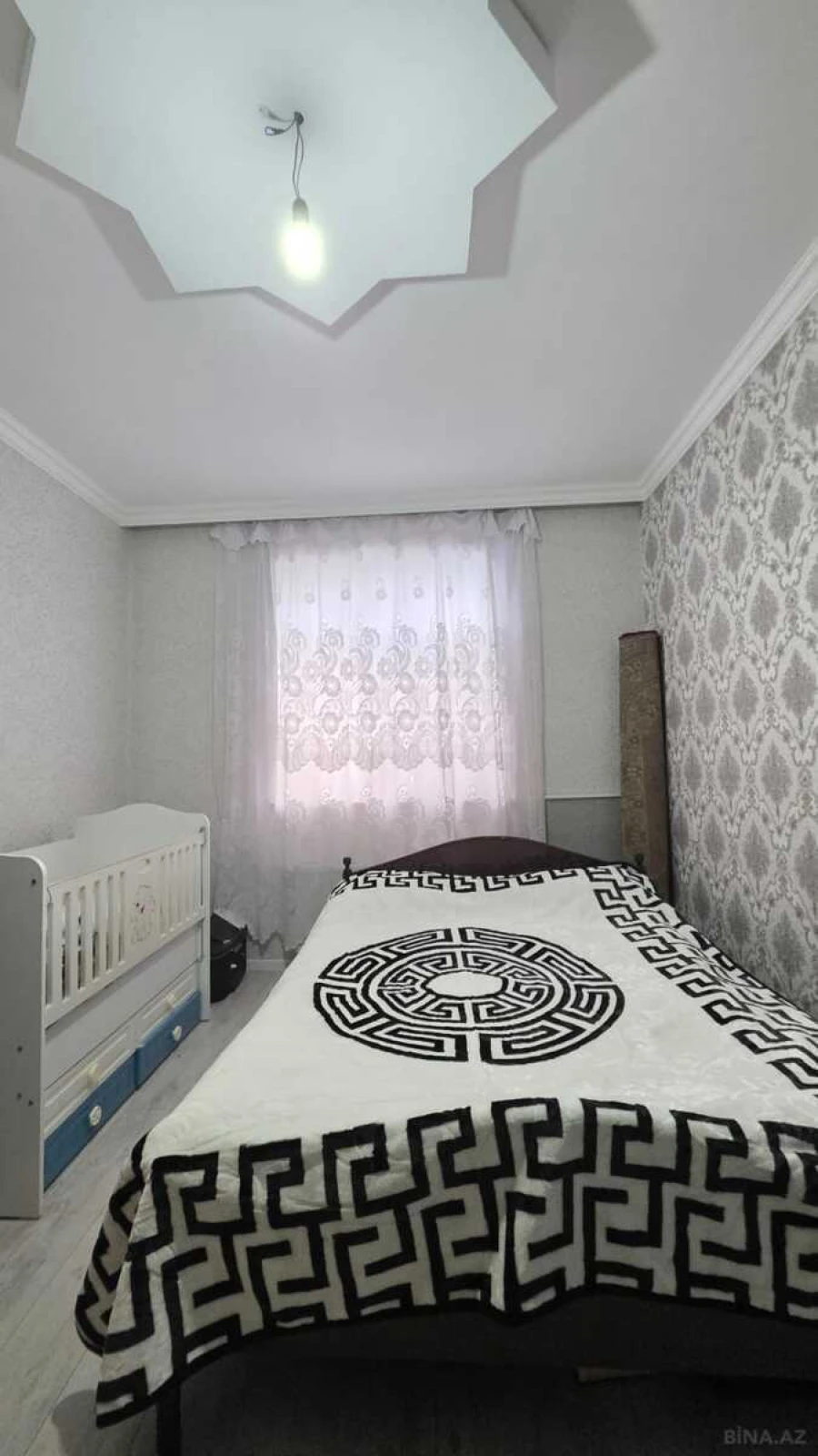 Satılır 4 otaqlı həyət evi 180 m²