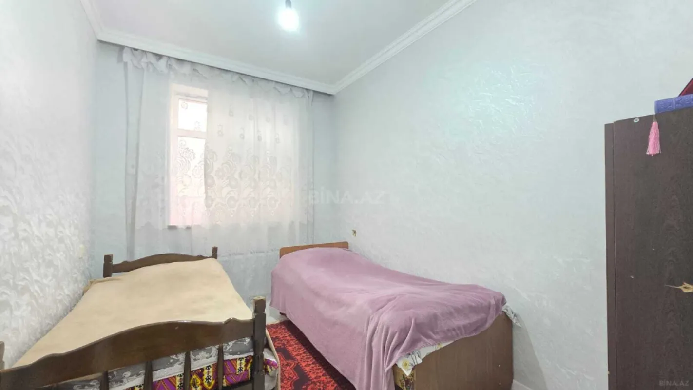 Satılır 4 otaqlı həyət evi 180 m²