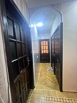 Satılır 4 otaqlı mənzil 110 m²
