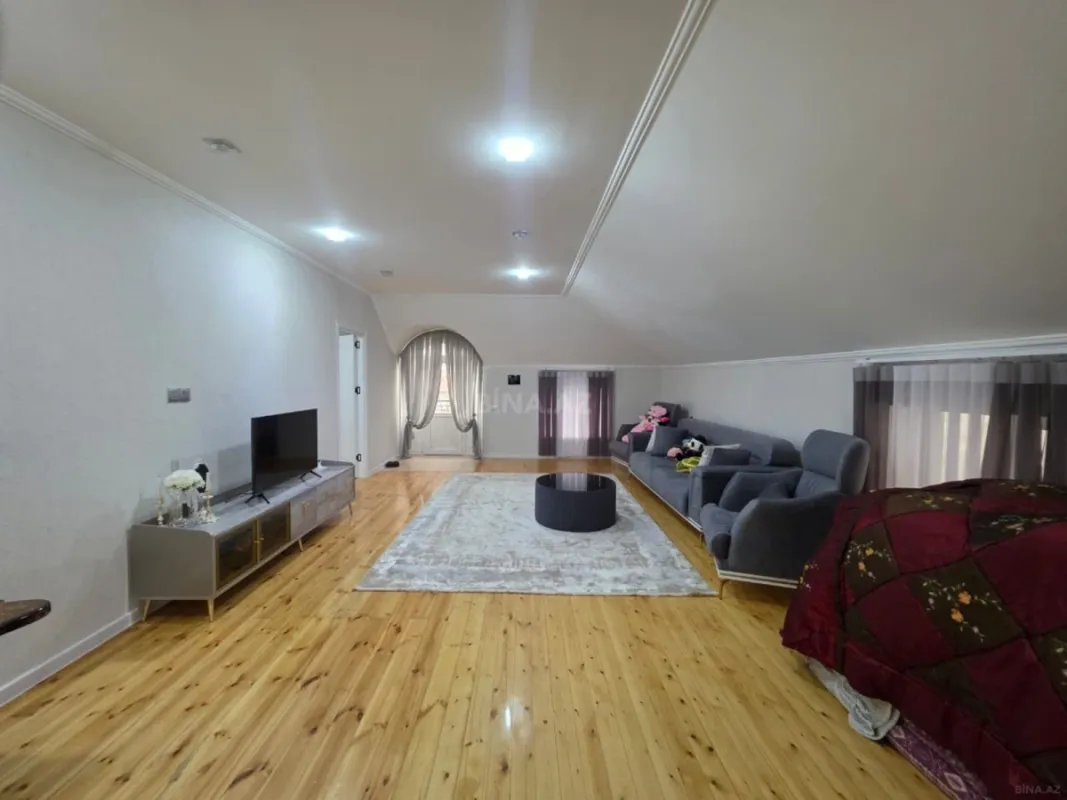 Satılır 4 otaqlı həyət evi 150 m²