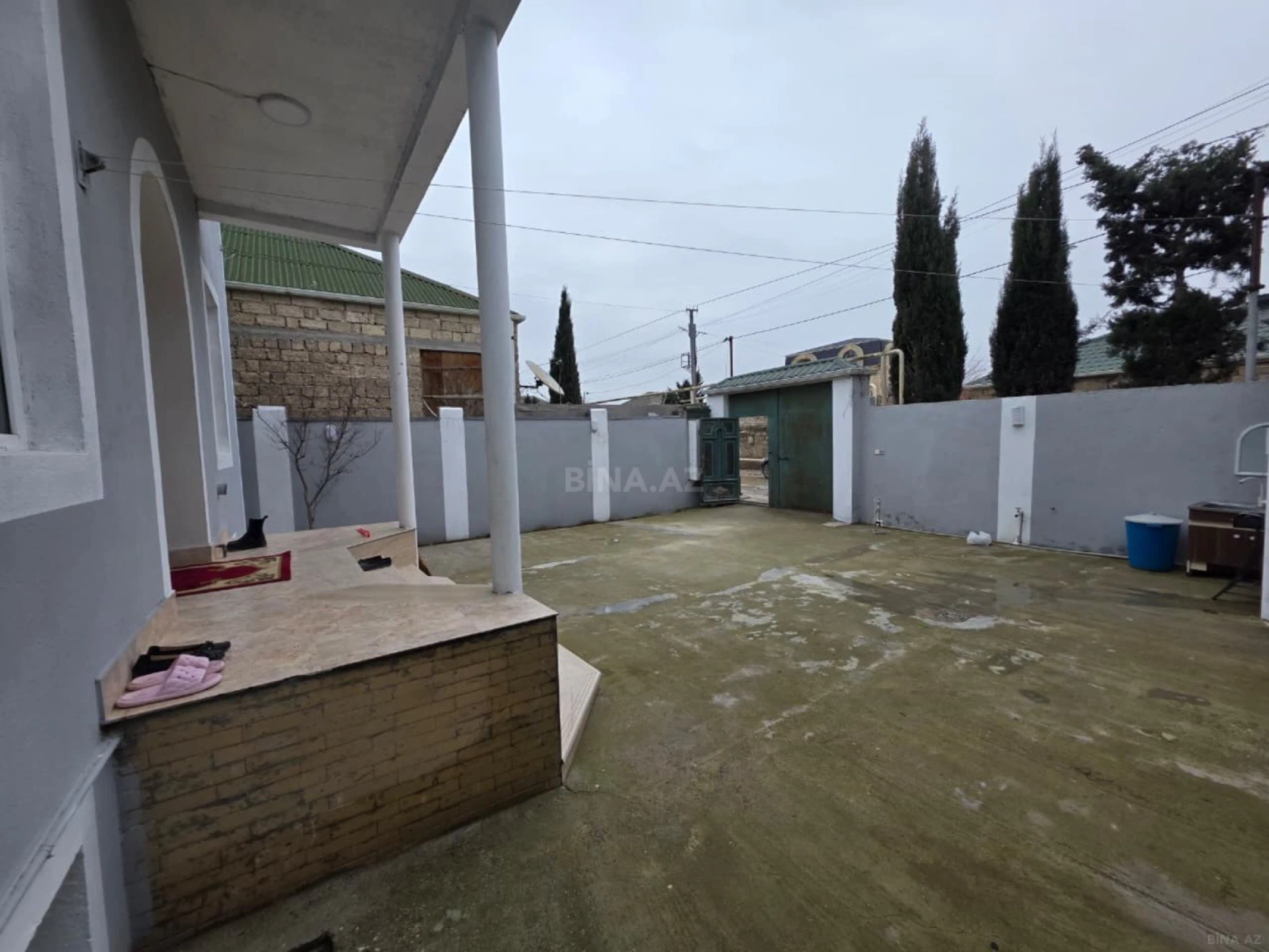 Satılır 4 otaqlı həyət evi 150 m²