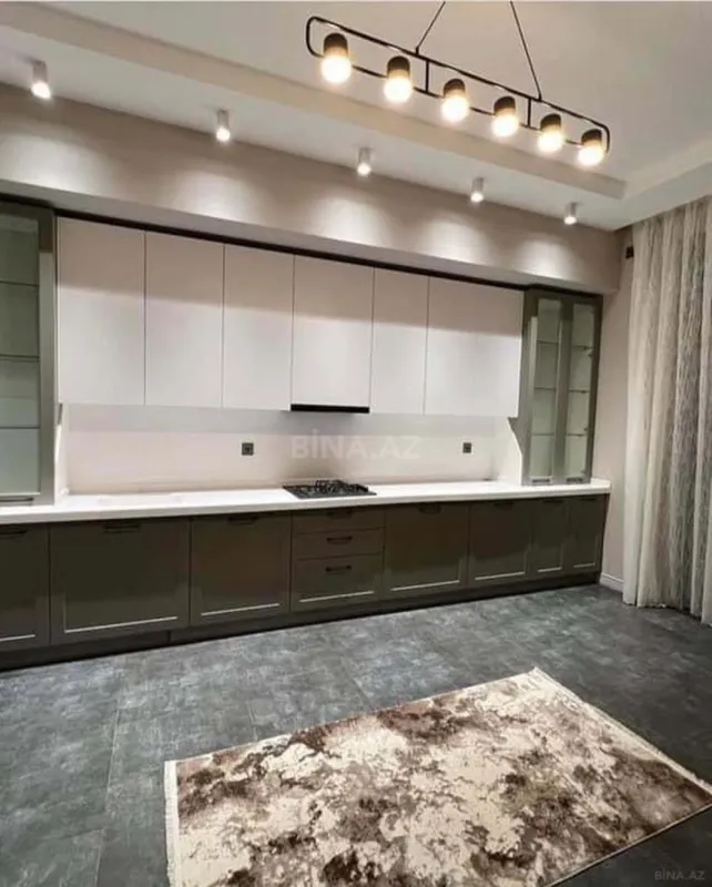 Kirayə verilir 4 otaqlı həyət evi 280 m²