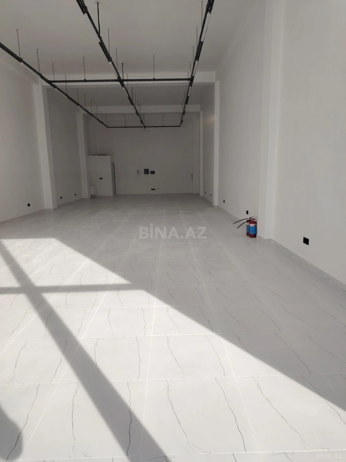 Kirayə verilir obyekt 160 m²