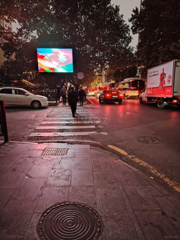 Kirayə verilir obyekt 160 m²