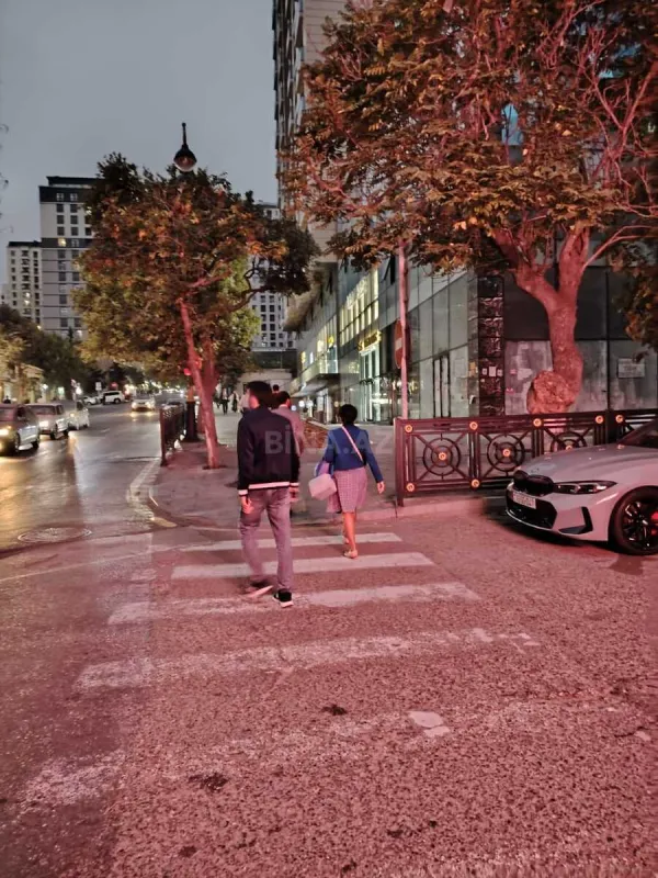 Kirayə verilir obyekt 160 m²