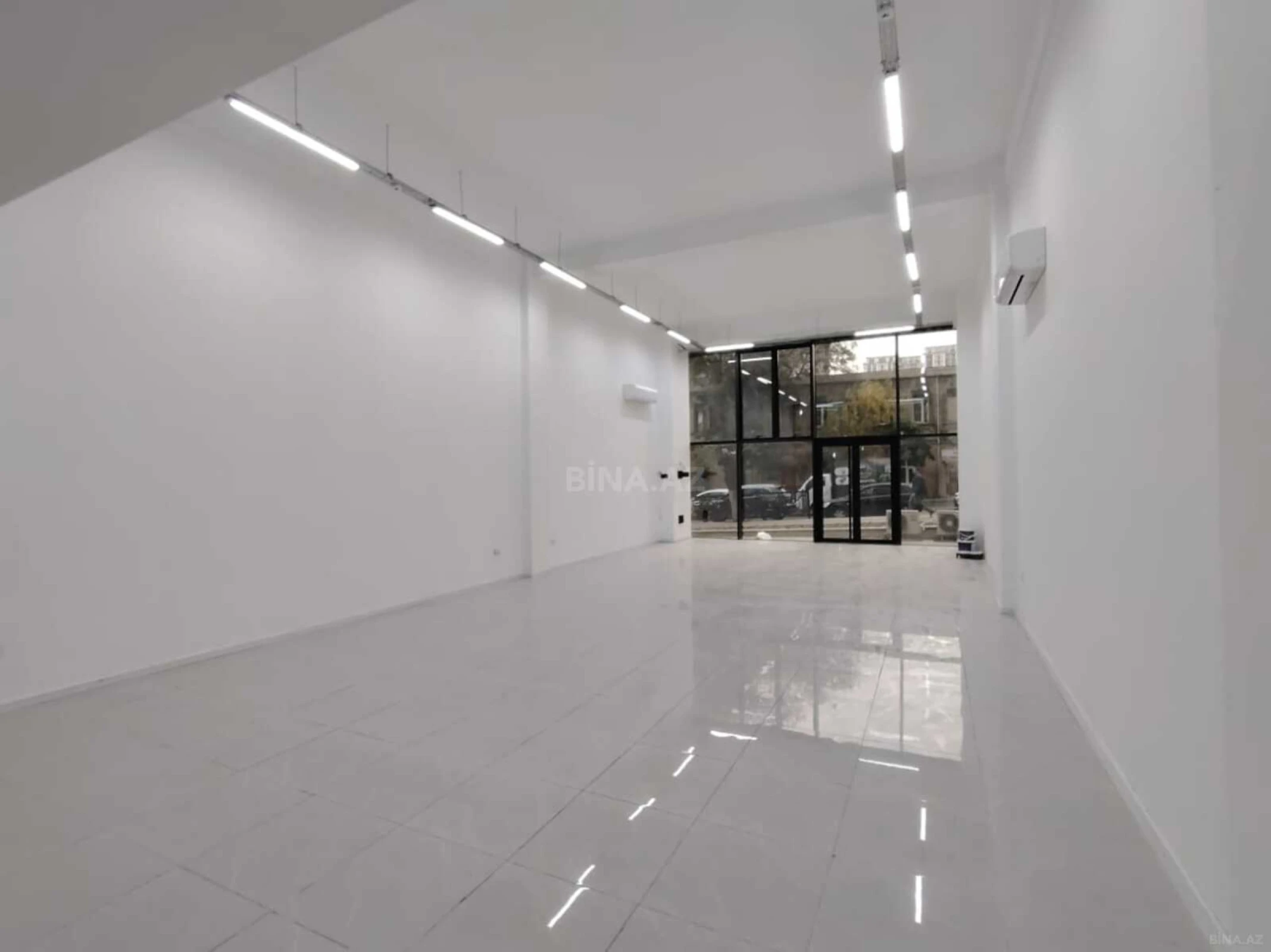 Kirayə verilir obyekt 160 m²