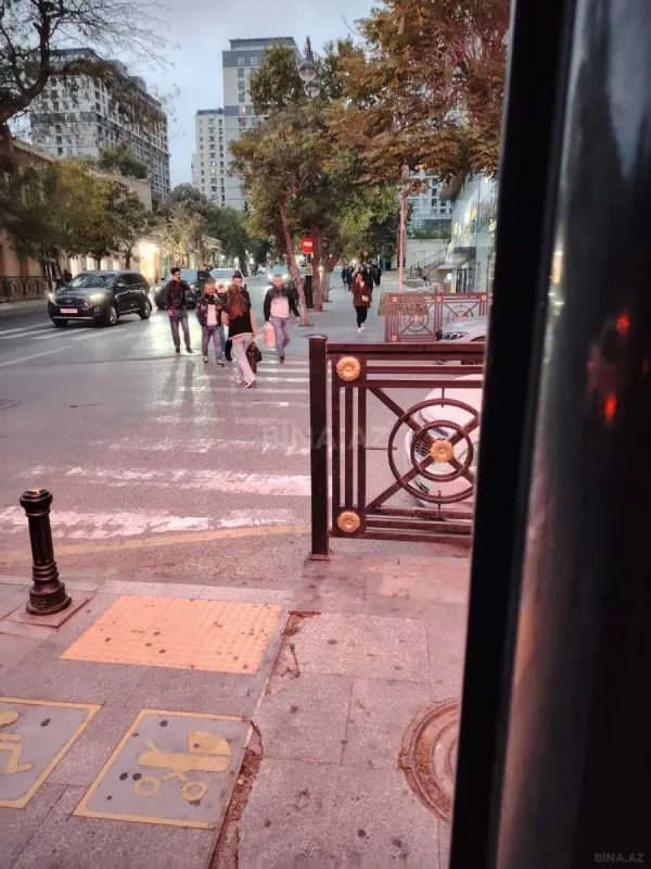 Kirayə verilir obyekt 160 m²