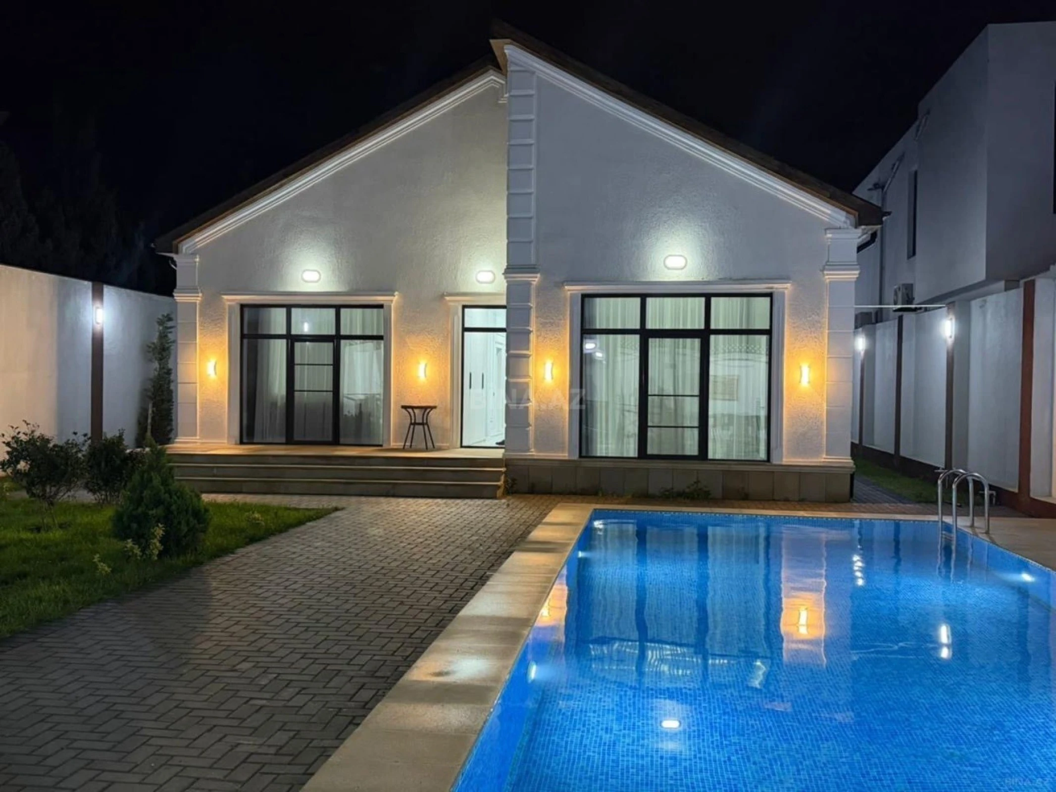 Kirayə verilir 4 otaqlı həyət evi 200 m²