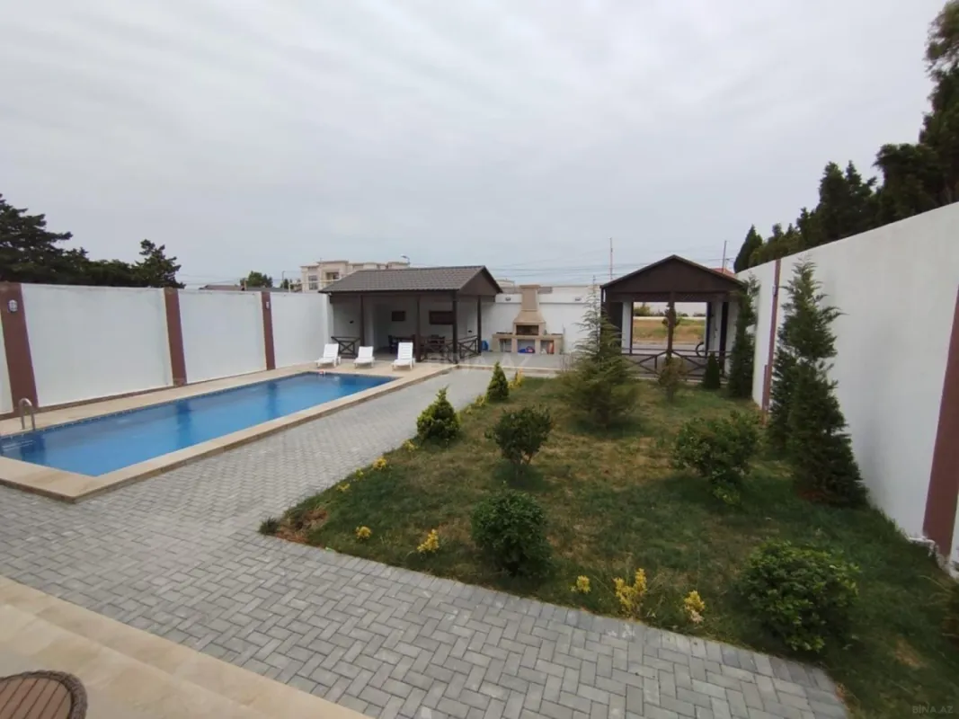 Kirayə verilir 4 otaqlı həyət evi 200 m²