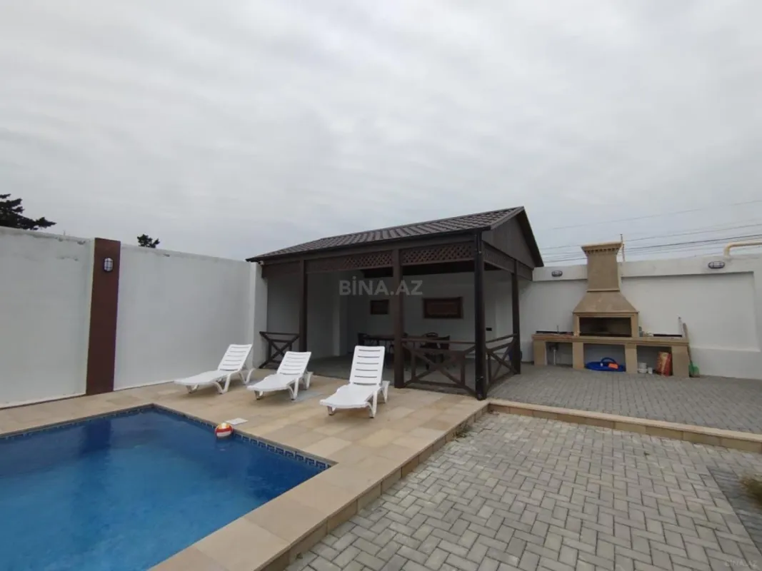 Kirayə verilir 4 otaqlı həyət evi 200 m²