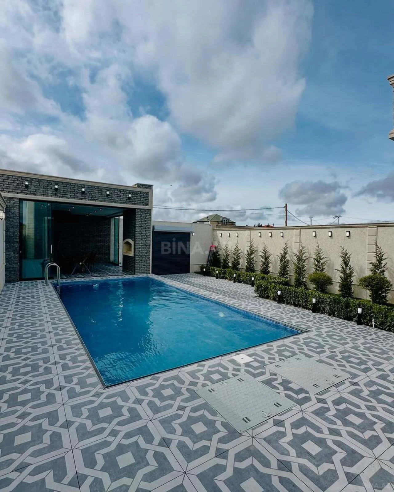 Kirayə verilir 4 otaqlı həyət evi 160 m²