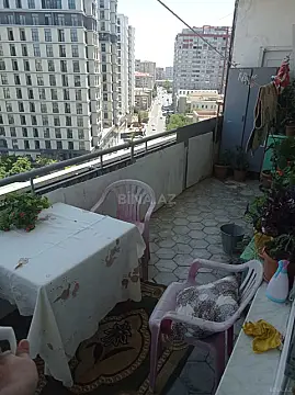 Satılır 3 otaqlı mənzil 90 m²