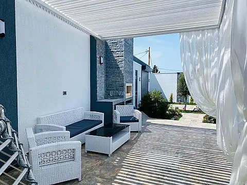 Kirayə verilir 4 otaqlı həyət evi 200 m²